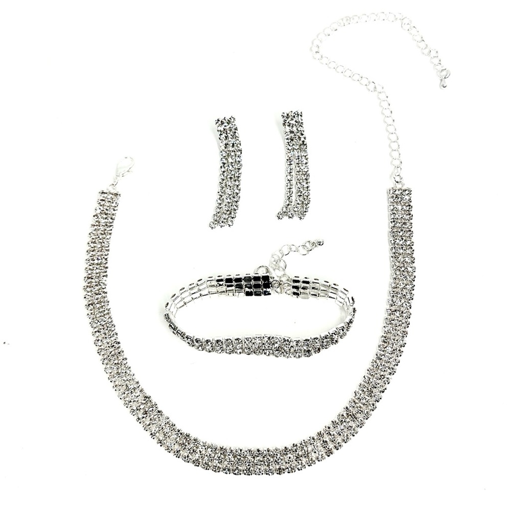 NWT Rhinestone Silver Necklace, Earrings and Bracelet Set